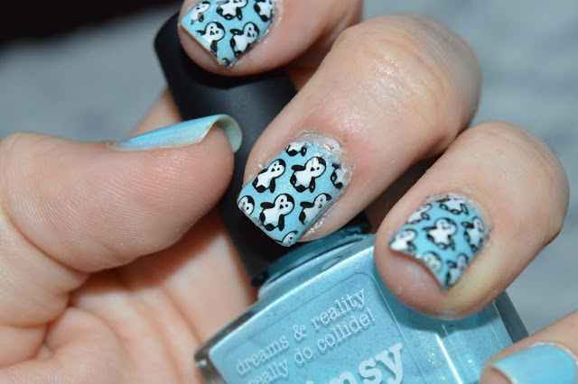 On my Nails : Le Papa Pingouin est sorti de sa banquise
