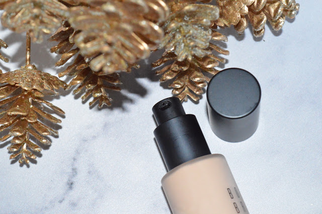 Fond de teint Skin Long-Wear Weightless de Bobbi Brown